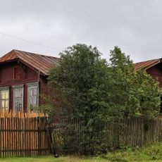 Одно из зданий Воскресенской средней школы, в которой учился с 1916 по 1919 г. Герой Советского Союза В.М. Горелов (Воскресенское)