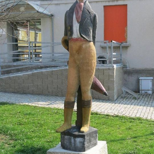 Socha Švihák lázeňský v centru Konstantinových Lázní