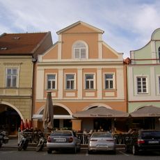 Náměstí Míru čp. 127