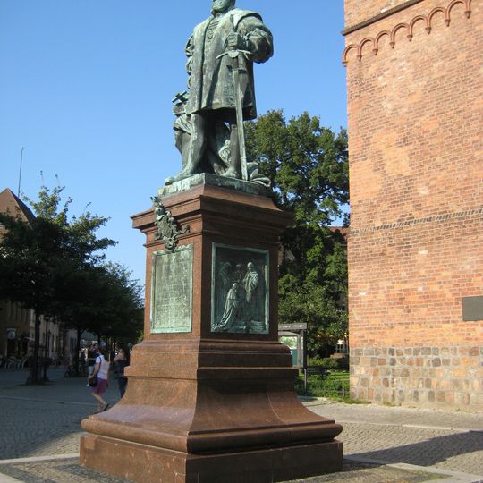 Statue of Kurfürst Joachim II.