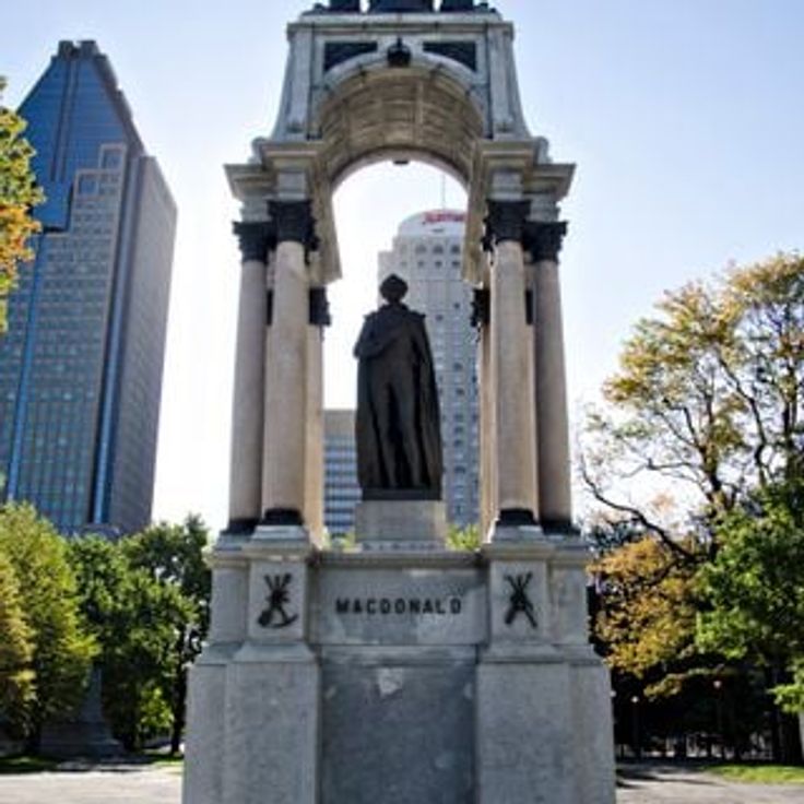 Macdonald Monument