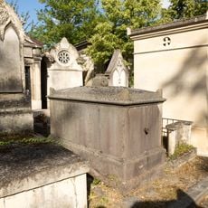 Grave of Perinet