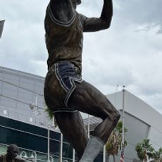 Statue of Kareem Abdul-Jabbar