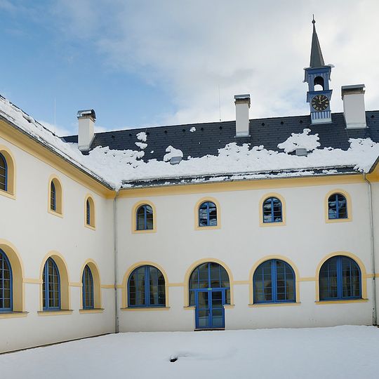 Františkánský klášter Hostinné