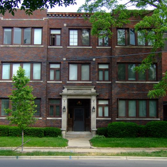 Dowling Apartment Building