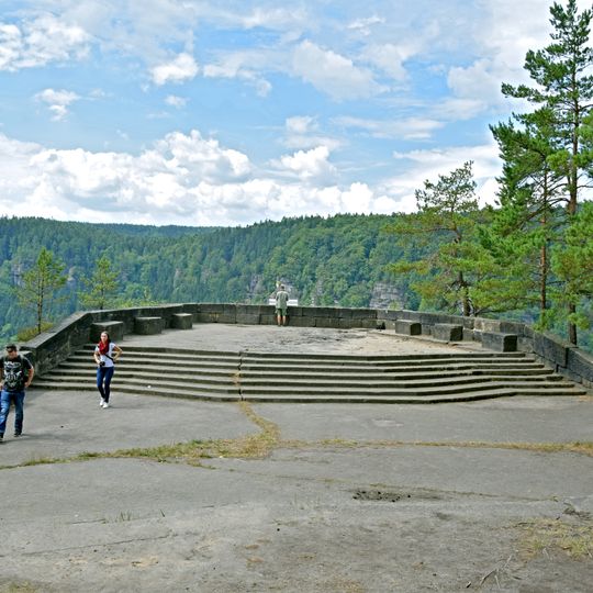 Skalní kaplička u vyhlídky Belveder