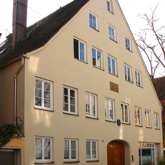 Teile des ehemaligen Wirtschaftshofes von St. Ulrich und Afra