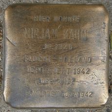 Stolperstein en memoria de Mirjam Kahn