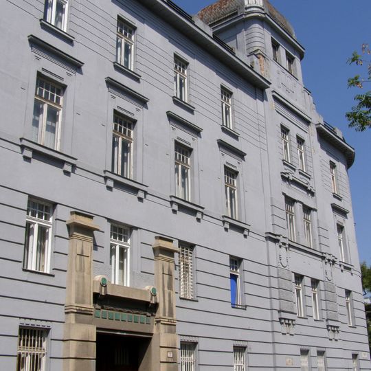 Vládna budova, FiF UK, budova administratívna II.