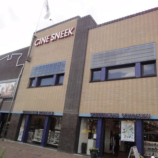 CineSneek