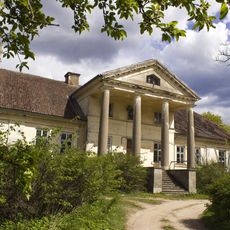 Muižas dzīvojamā ēka