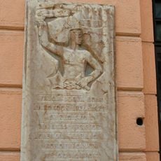 Robotnícky dom, bábkové divadlo, tabuľa pamätná