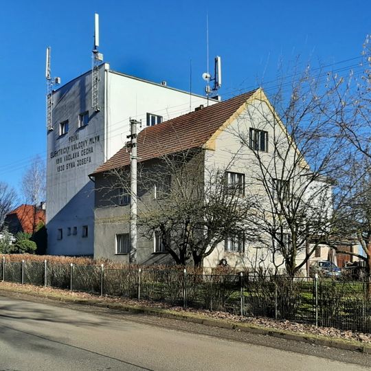 Motorový mlýn Slabce