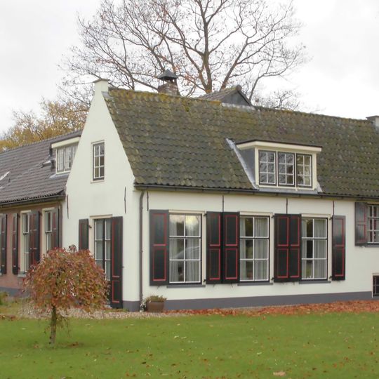 Oud-Loosdrechtsedijk 13, Loosdrecht