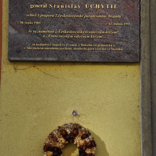 Pamětní deska Stanislava Uchytila
