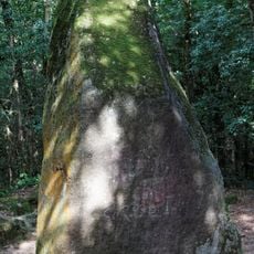 Menhir de Guihallon