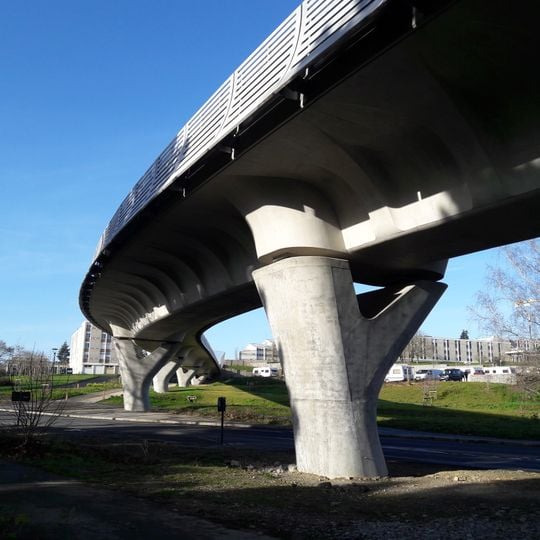 Viaduc de la ligne b du métro de Rennes