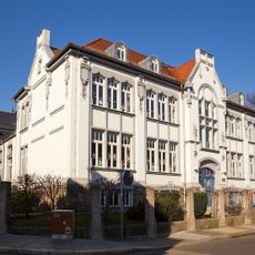 Schulgebäude (Kreuzschule; Silbermannschule) Am Mühlgraben 1