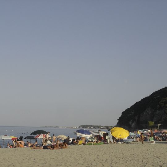 Paralia Panteleimonos