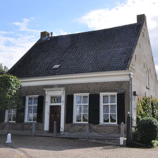 Gaete 19, Lage Zwaluwe