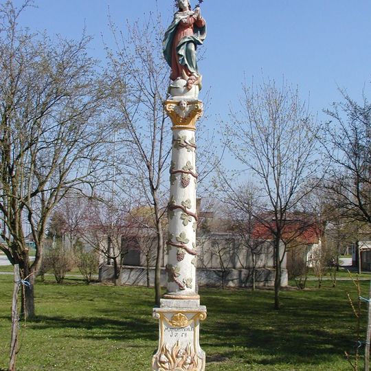 Mariensäule, Maria Immaculata