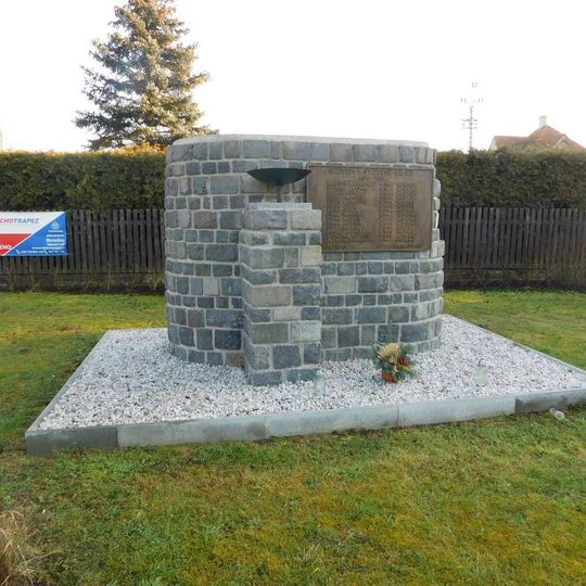 Pomník padlým v Nespekách