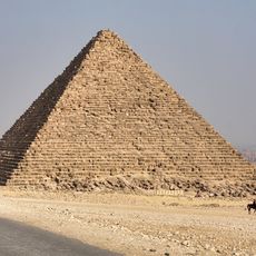 Pirámide de Micerinos