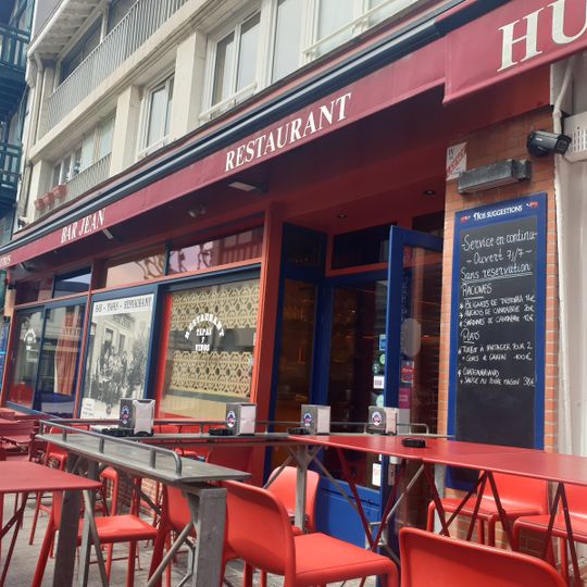 Bar Jean