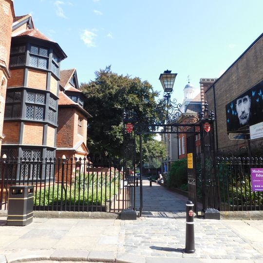 Gates And Railings To South Of Eastgate House