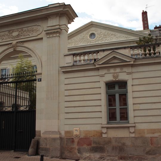 Hôtel de Flore, 18 rue Chevreul