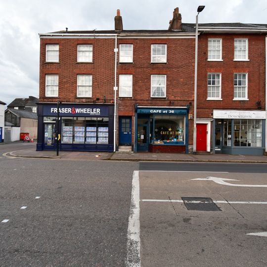 35-37, Cowick Street