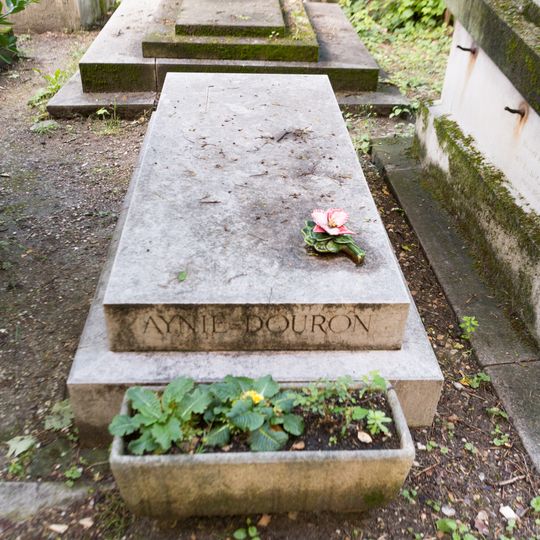 Grave of Aynie-Douron
