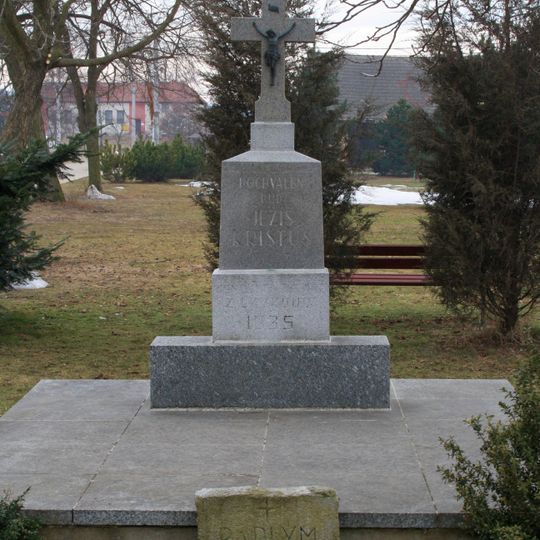 Kříž v Loukovicích