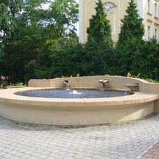 Kašna v parku u nádraží v Teplicích