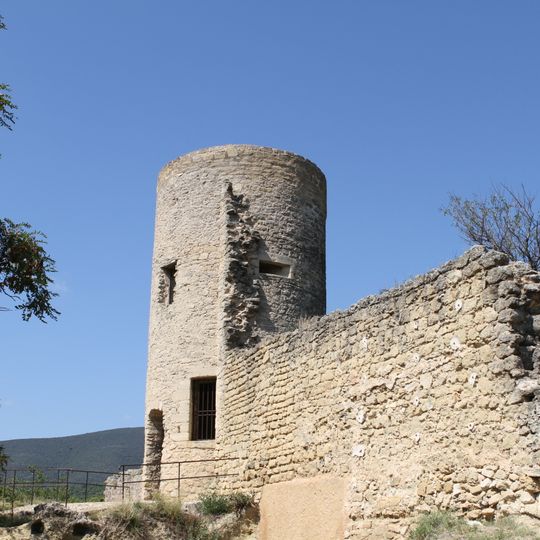 Mittelalterliche Stadtmauer von Cucuron