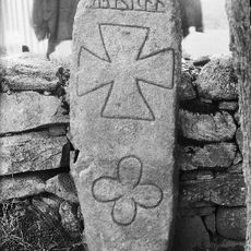 Vg 167 Södra Vings kyrkogård