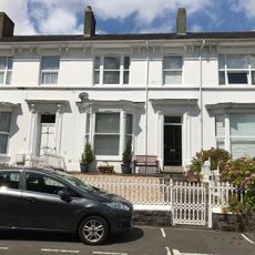 No 7 including front garden wall, gate and railings