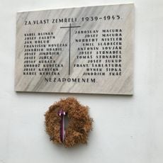 Pamětní deska obětem 2. sv. války v zámku Kroměříž