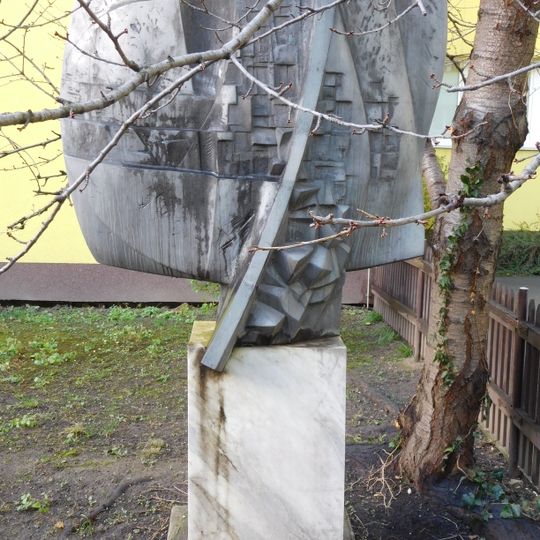 Sculpture near Ohradní secondary school