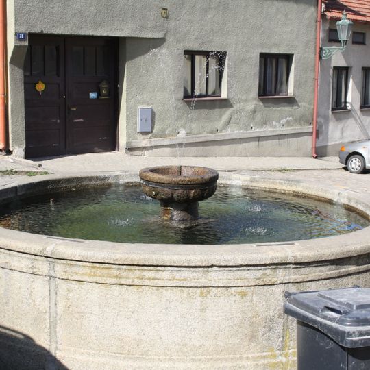 Kašna u kostela svatého Jakuba Většího v Brtnici