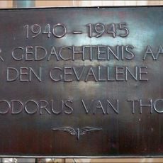 Plaquette in het NS-station (2)