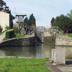 Écluse double de Fresquel