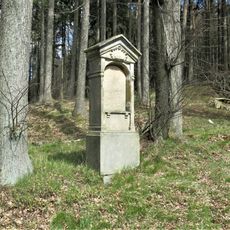 Kaplička VI. zastavení křížové cesty u Velkého Šenova