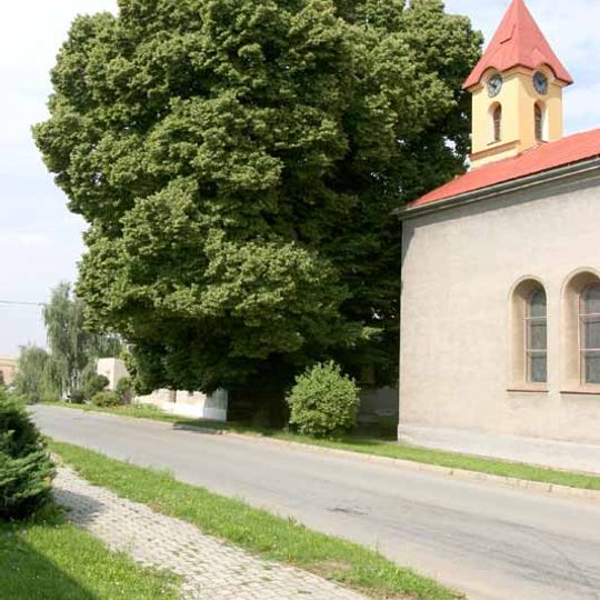 Kostel svatého Františka z Assisi v Beňově