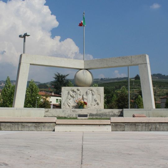 Monument to the fallen