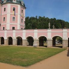 Most k zámku Bečov nad Teplou