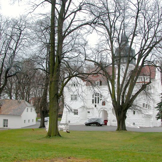 Rittergut und Gutspark Elstra Lessinggasse 3, 7