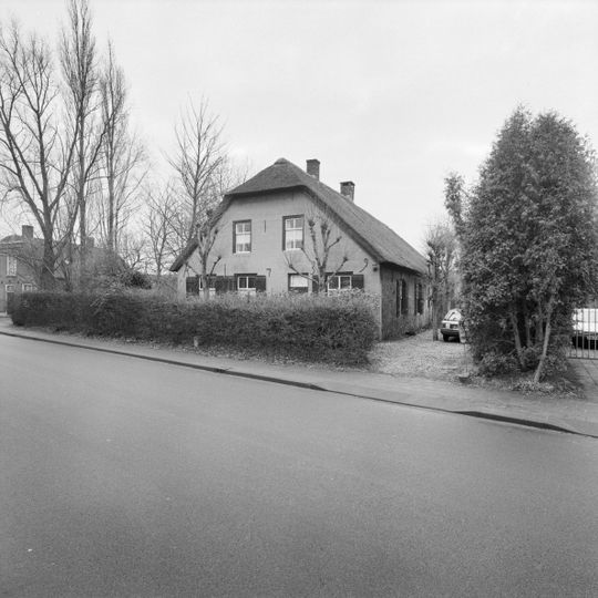 Raadhuisstraat 135, Sprang
