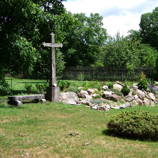 Kříž u domu č. 28 v Buku