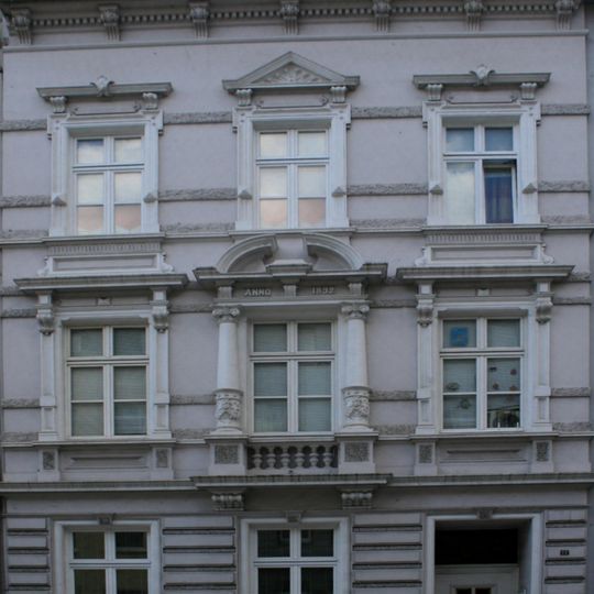 Bozener Straße 17